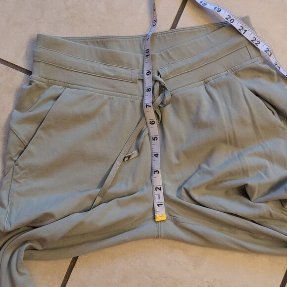 Lululemon Ready To Rulu Jogger Green Fern Light Size 6 - Picture 9 of 15